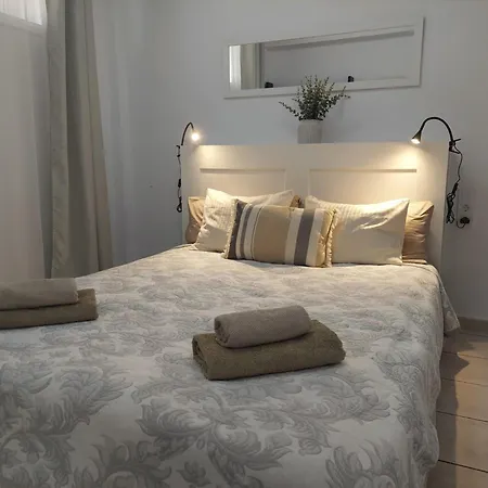 Cozy Apartment, Heated Pool 洛斯克里斯蒂亚诺斯